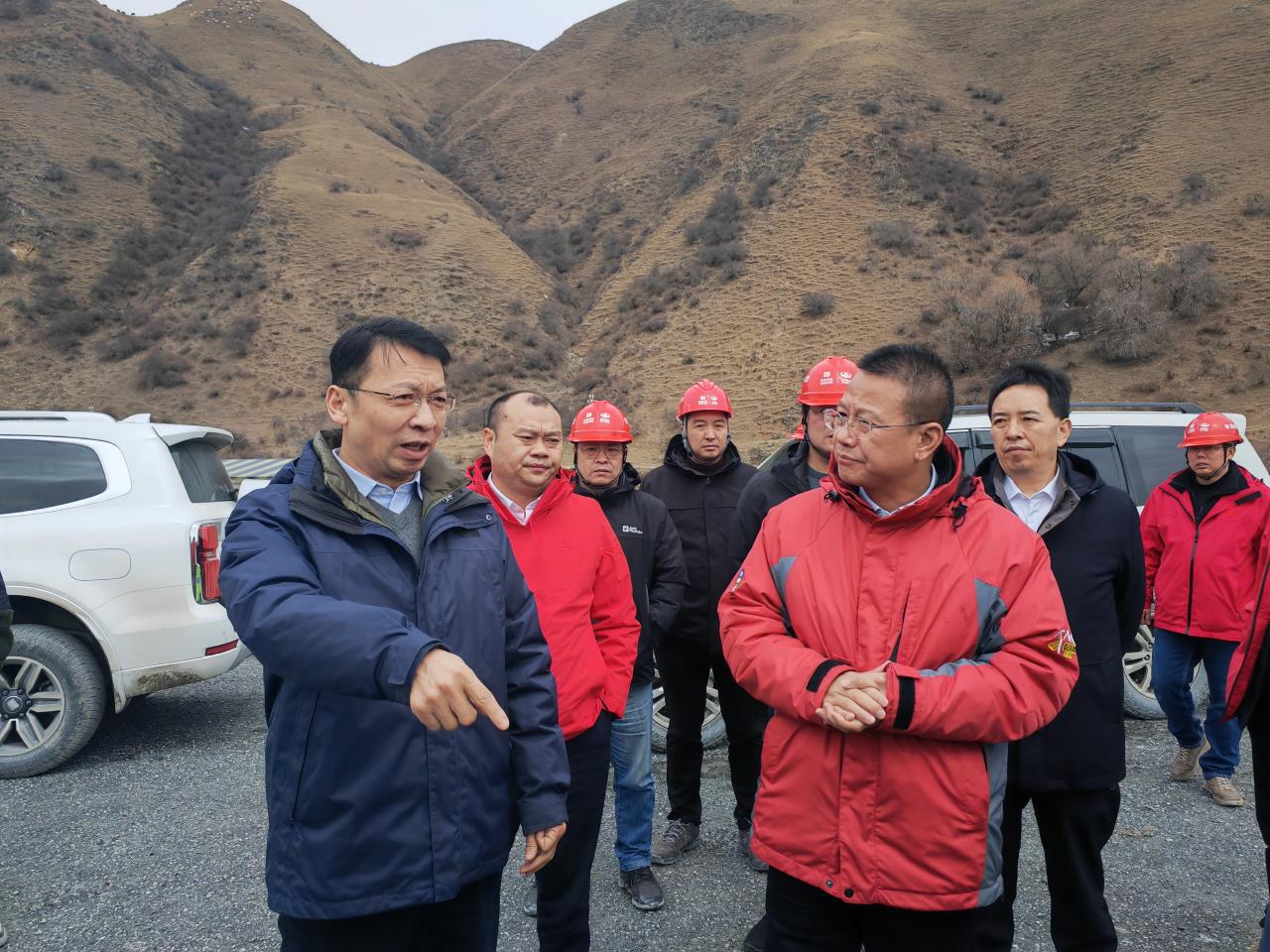 省交通運輸廳黨組成員、副廳長(cháng)王茂奎 赴交建集團久馬高速TJ5項目檢查指導工作